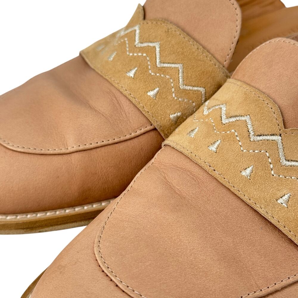 Sundance Mules Loafer Women's 38 8 Slip On Embroidered Leather Boho Relaxed Easy - Picture 11 of 11
